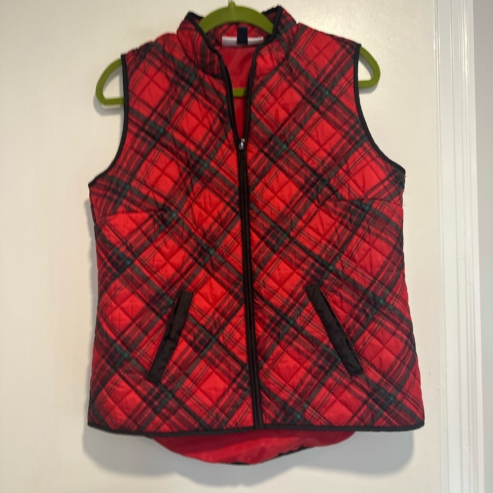 EUC Karen Scott Sport SzM Red black Tartan plaid quilted puffer Full Zip Vest - Picture 1 of 12
